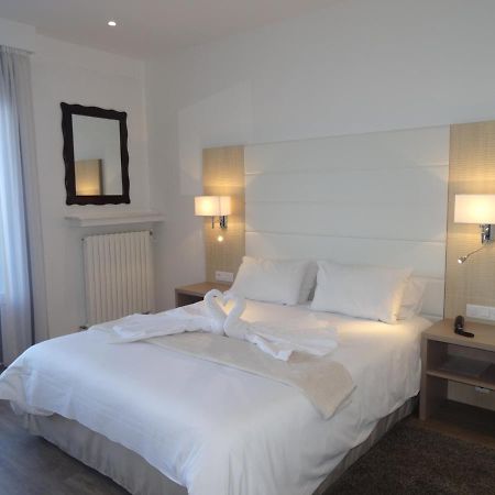 Hotel Uhainak Hendaye Esterno foto